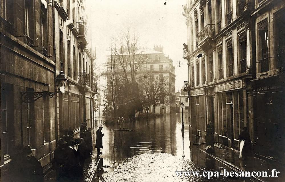 BESANÇON - Inondations de Janvier 1910 - Square St-Amour